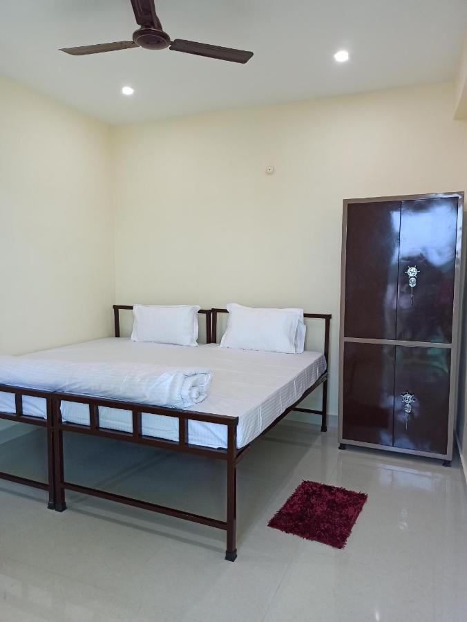 Saraswati Palace Varanasi Bagian luar foto