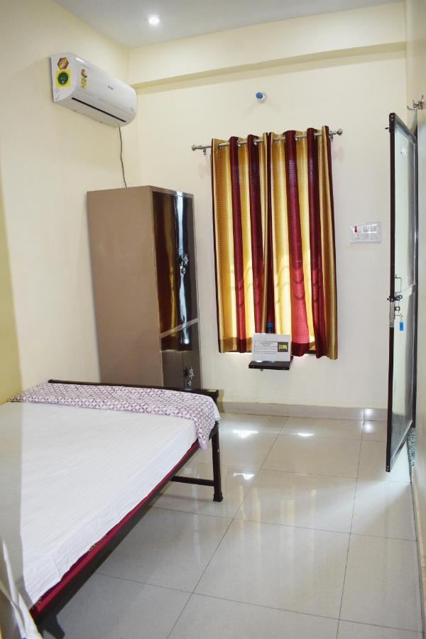 Saraswati Palace Varanasi Bagian luar foto
